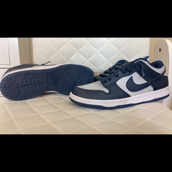 Size 9 Nike Georgetown dunks rarely used